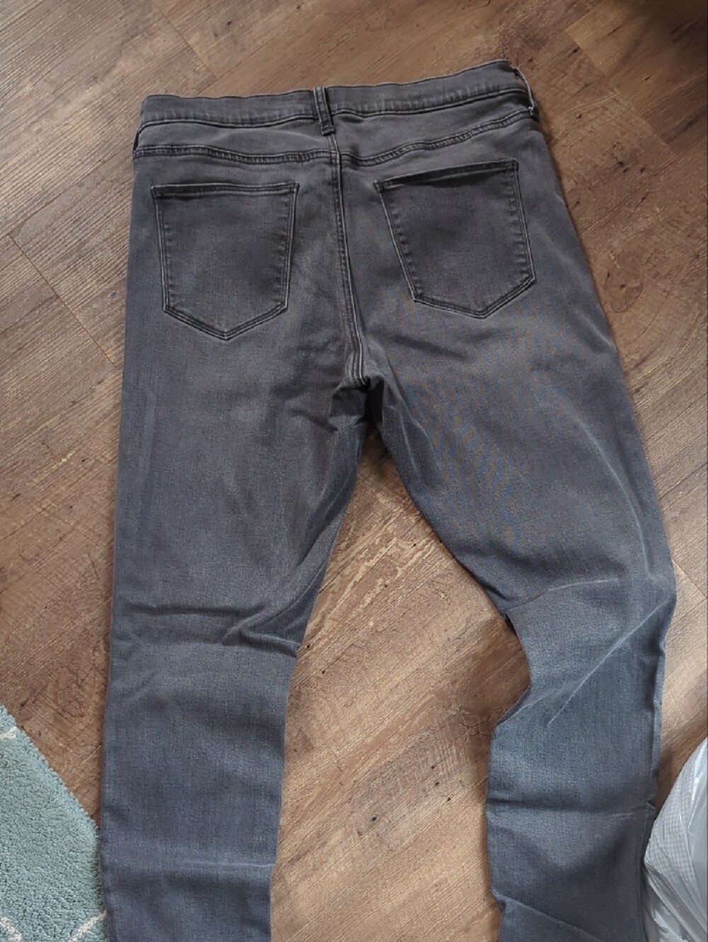 Women's GAP Gray/Black True Skinny Jeans, 31R - Picture 9 of 10